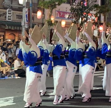 jak ubierają się Japończycy święto Obon